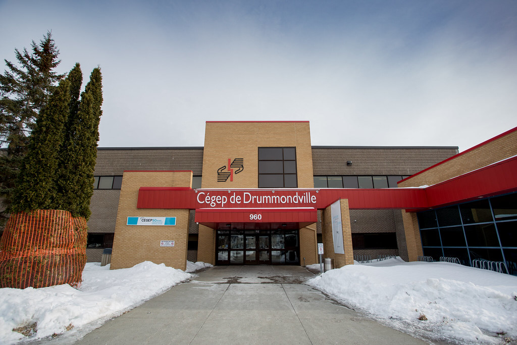 Bibliothèque du Cégep de Drummondville Flickr