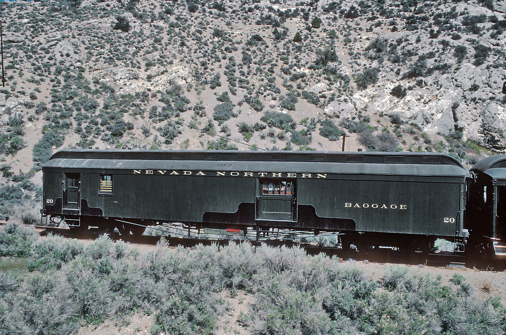 43. Roger Puta Caught a Neat Sequence 8 Photos On May 3… Flickr