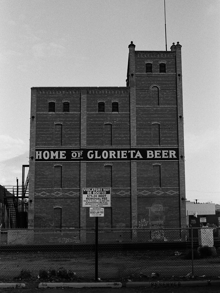 Glorieta Beer Albuquerque, New Mexico. X700, MD RokkorX … Flickr