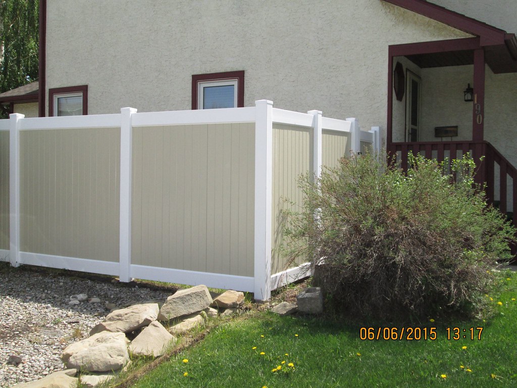 Everlast Vinyl Fencing of Edmonton Looking for the perfect… Flickr