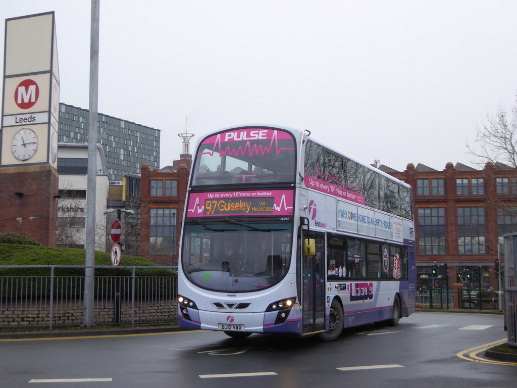 First West Yorkshire 36215 BJ12 VWX on 97, Leeds City Bus … Flickr