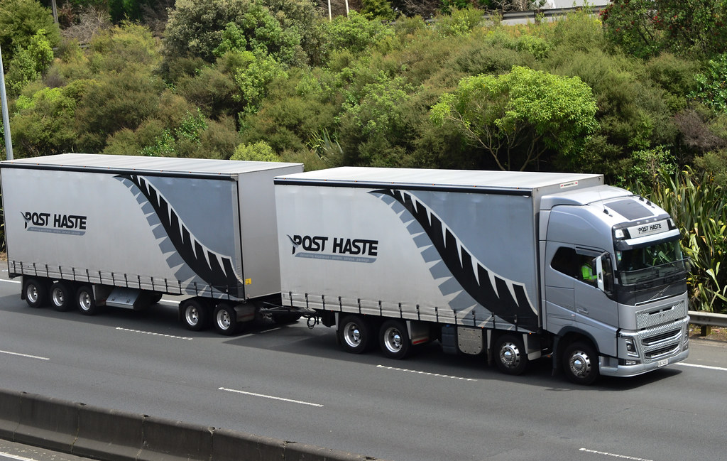 Volvo, Post Haste Ridge Rd, Bombays, 19 th Dec 2017 Mike Cornwall Flickr