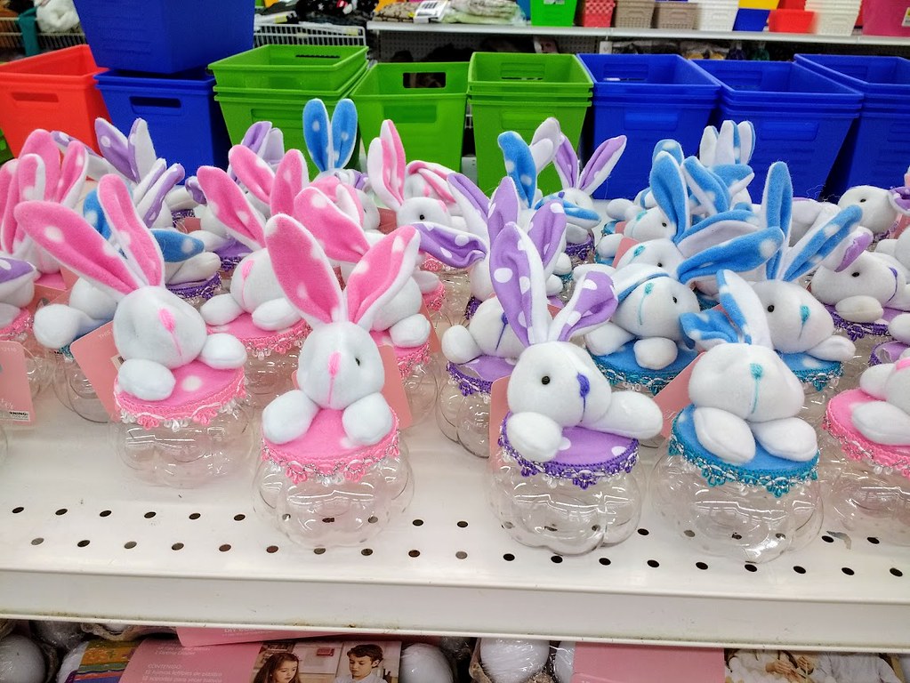 99¢ Easter Easter decorations and treats at 99¢ store. Sof… Flickr