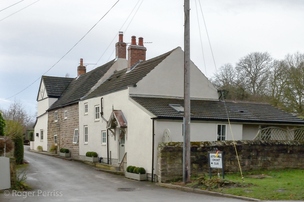 COTTAGES in ASTON VILLAGE, S YORKSHIRE_DSC_1012_.NXD_LR_2.… Flickr
