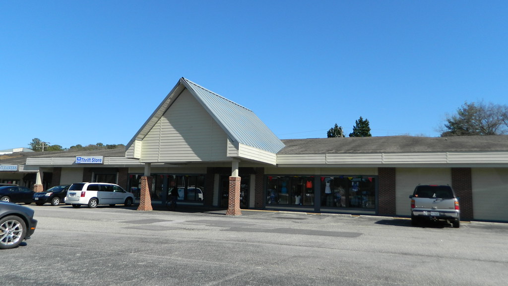 The Point Thrift Store The Point Thrift Store (8,000 squar… Flickr