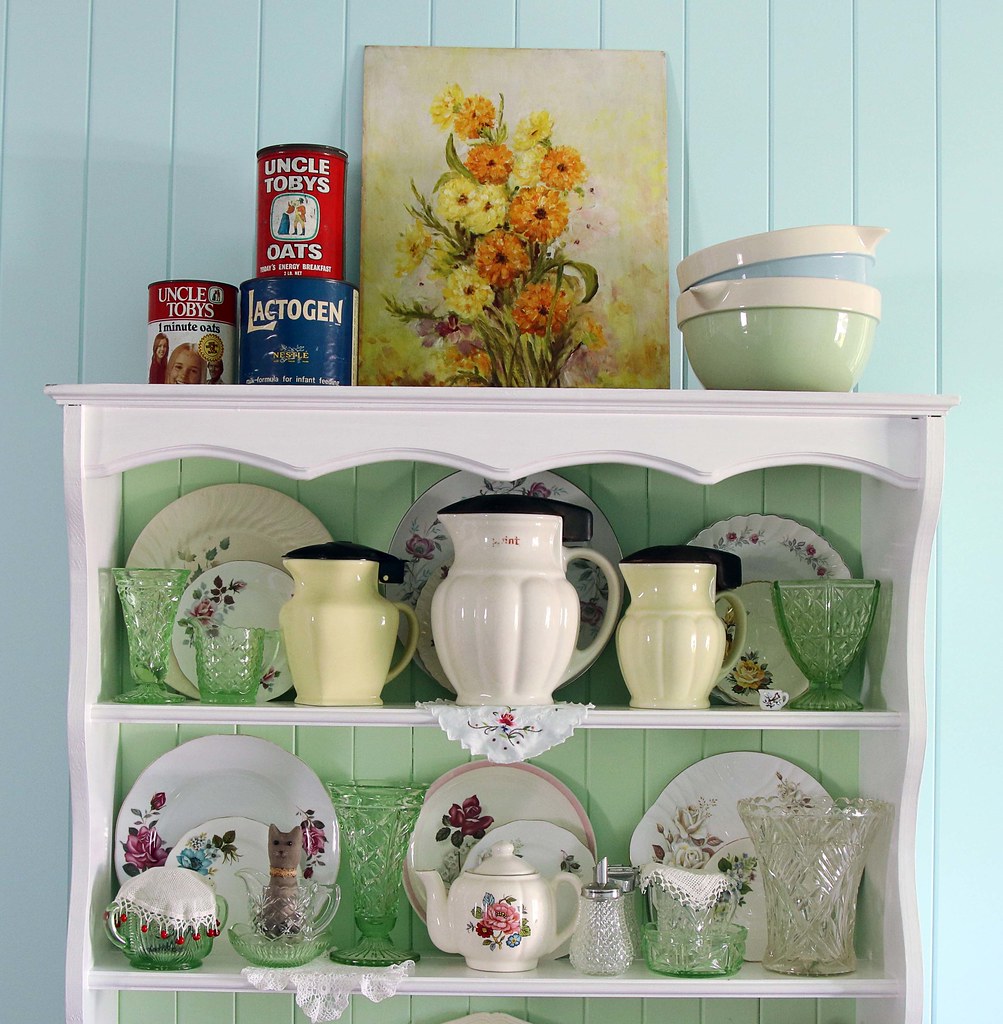 dresser Strawbryb Flickr