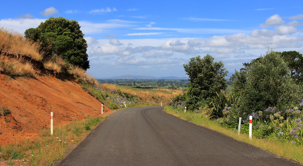 Sainsbury Road . Pirongia . NZ. ArtyFx. Back to Work .. Flickr