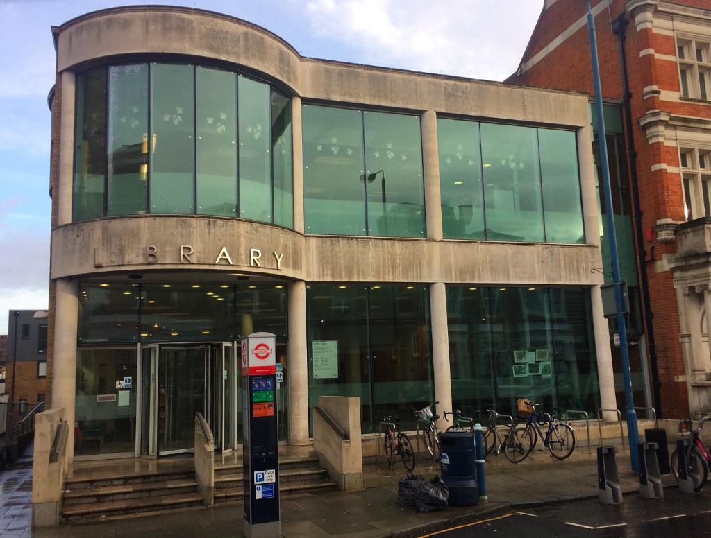 Putney library The extension to the original Putney librar… Flickr