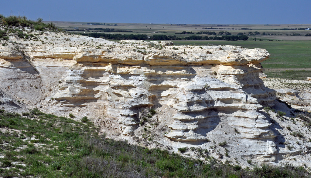Chalk badlands (Niobrara Formation, Upper Cretaceous; chalk bluffs