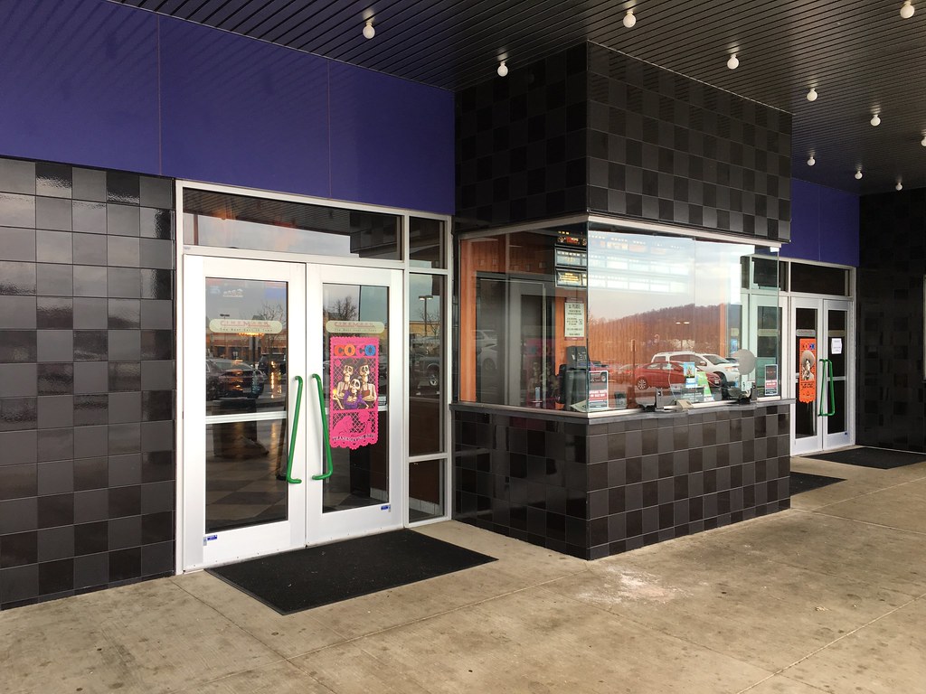 Cinemark Tinseltown USA Bristol, VA greenth1ng Flickr