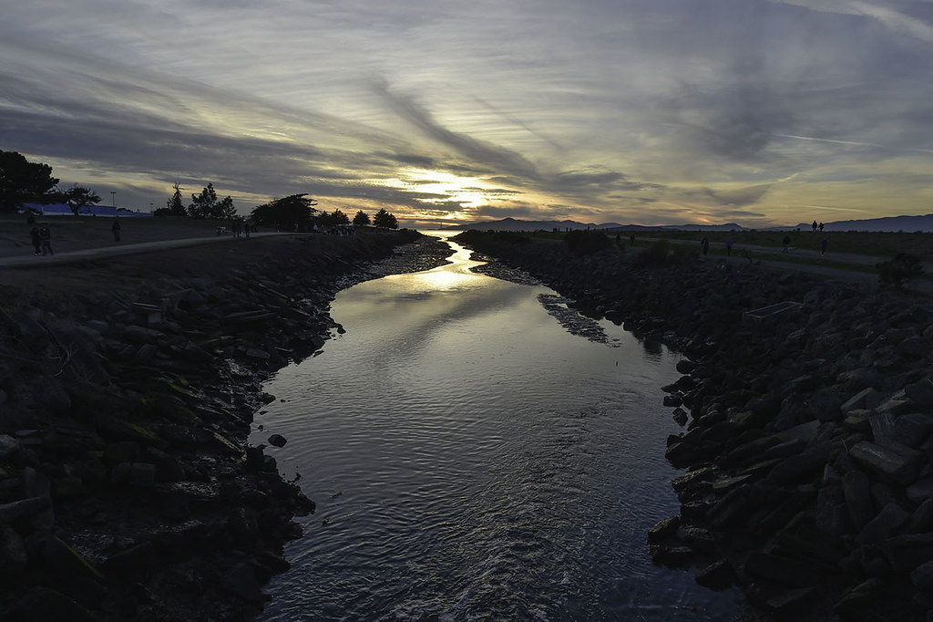 King High TideEast Bay Shoreline January 1, 2018 Flickr