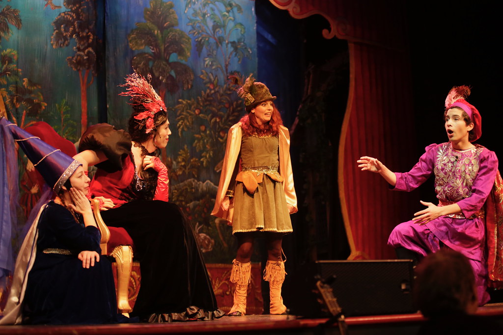 Snow White Holiday Panto Throckmorton Theatre Scenes f… Flickr
