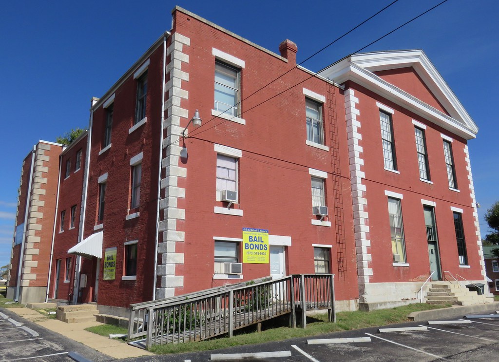 Old Phelps County Courthouse (Rolla, Missouri) This grand … Flickr