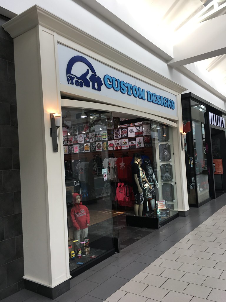 Former Yankee Candle Arden Fair This Yankee Candle store… Flickr