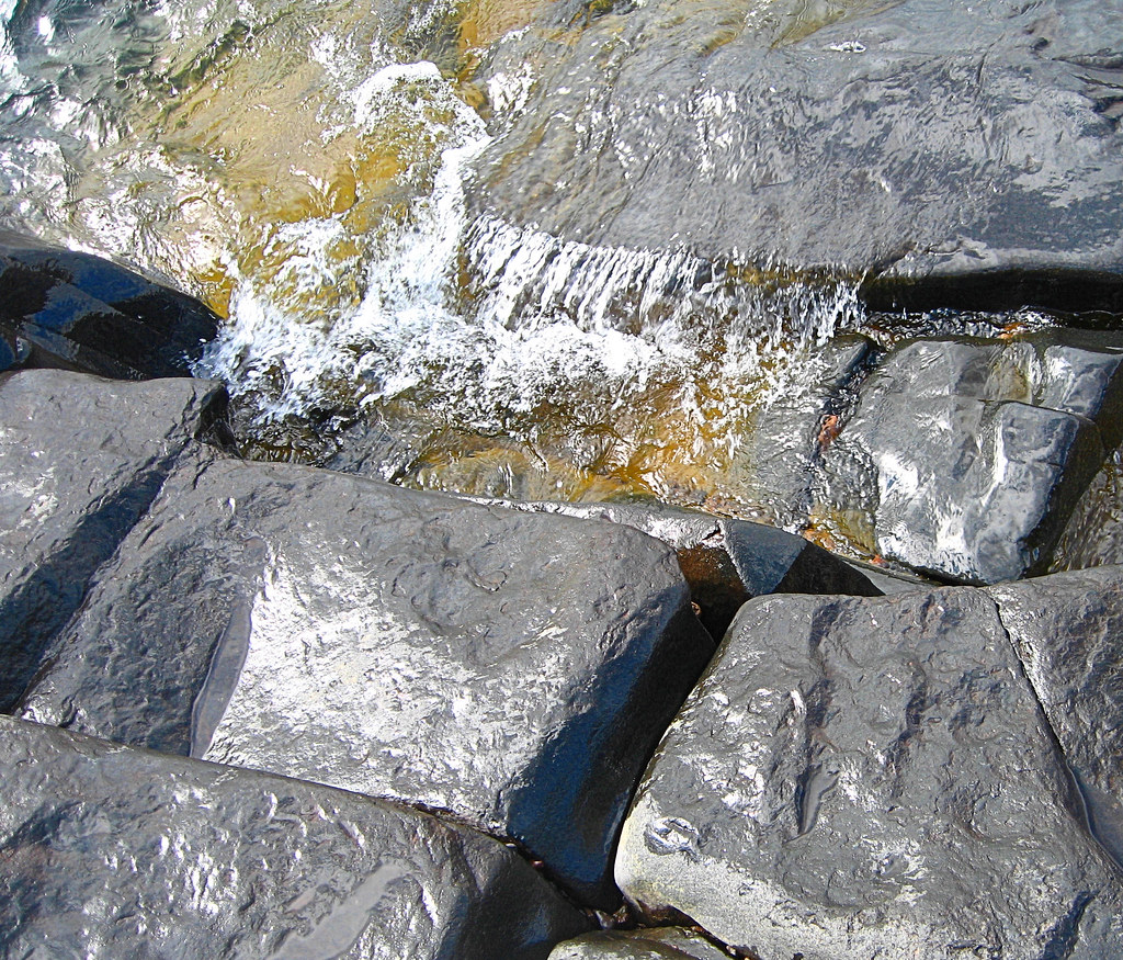 Lake Rush Brighton Beach, Duluth, MN Part of Kitchi Gammi … Flickr