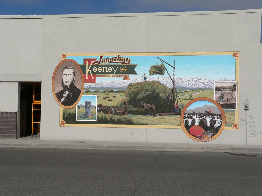 Oregon Trail Mural in Vale Oregon 2 Murals featured on bui… Flickr