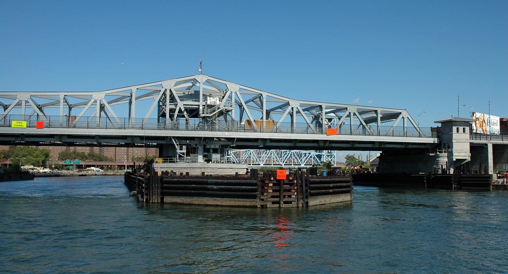 Third Avenue Bridge, New York City Bridgepixing from the d… Flickr