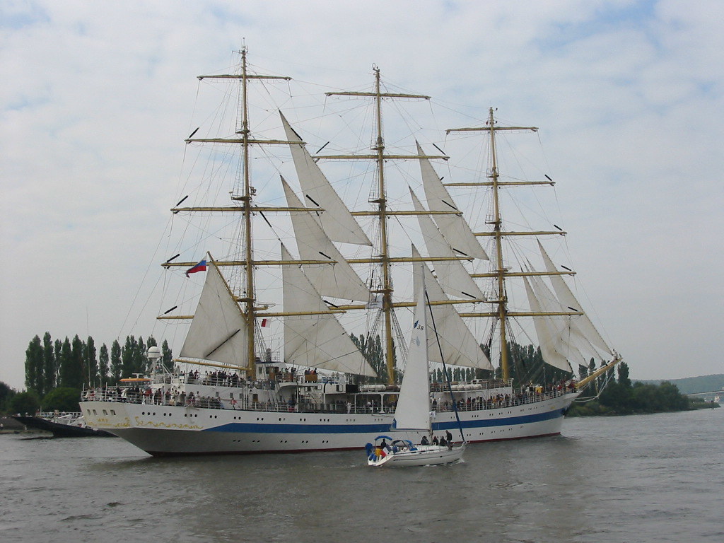Armada de Rouen 2003 34.jpg Olivier Duquesne Flickr