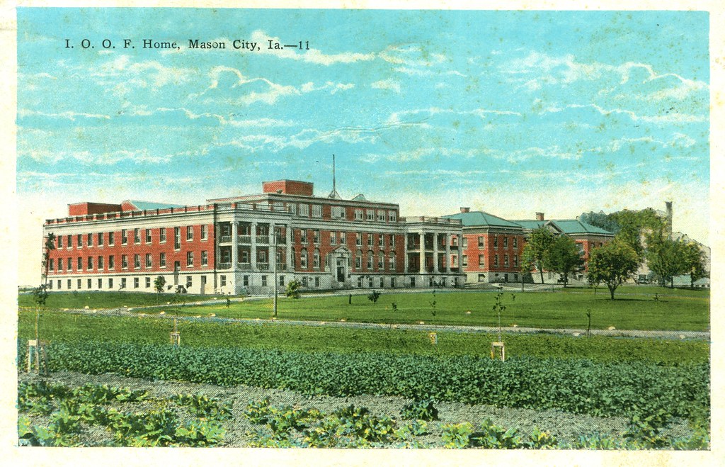 Mason City, Iowa, I.O.O.F. Home a photo on Flickriver