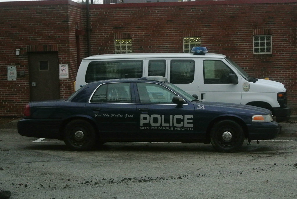 Maple Heights Police Department Unit 34 belonging to Mapl… Flickr