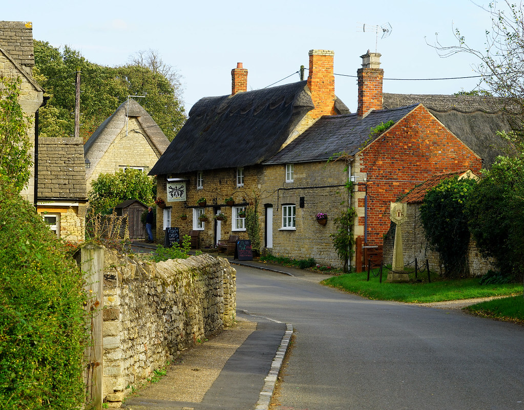 Southwick village and the Shuckburgh Arms Jayembee69 Flickr