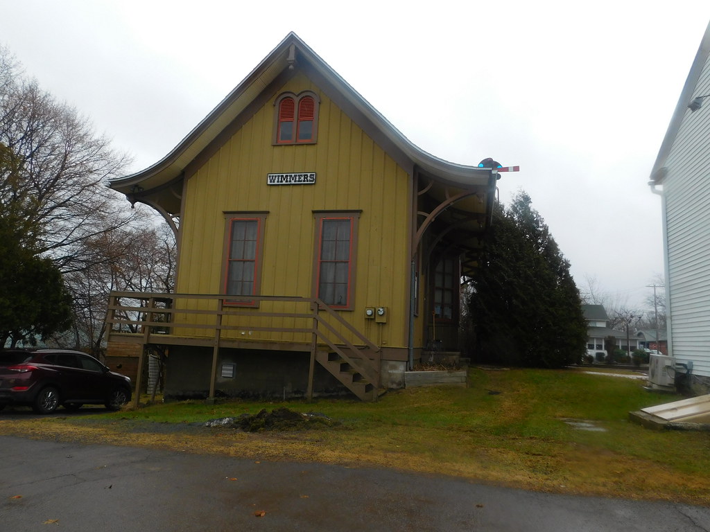 Wimmers Station Hamlin, Pennsylvania Adam Moss Flickr