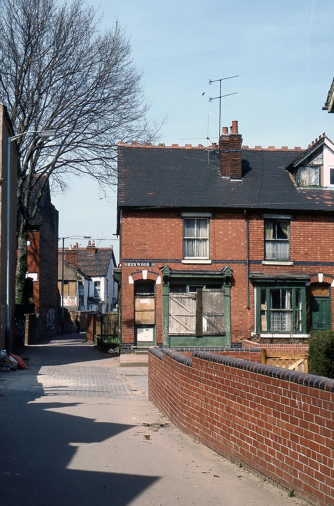 Whitmore Reans, Wolverhampton, April 1982 Molineux Alley a… Flickr