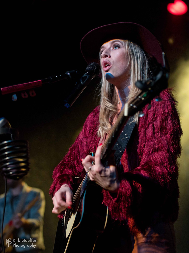 ZZ Ward Showbox at the Market ZZ Ward performs on March … Flickr