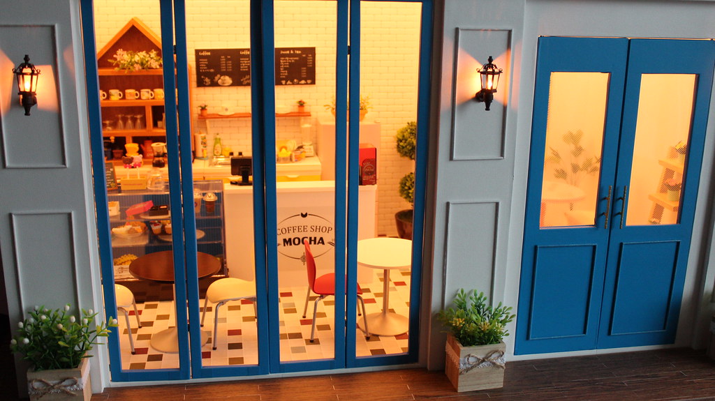 Doll House Cafe soshimchondark Flickr