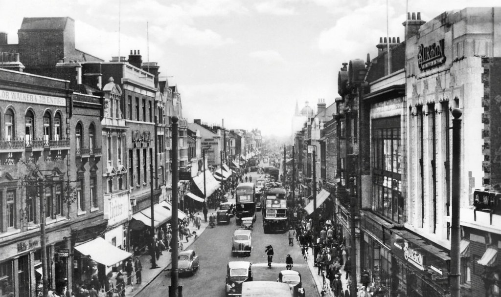 Ilford On the High Street. (CollectionFB) Chris Stanley Flickr