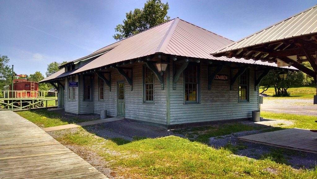 Remsen Station, Remsen, NY A closer look CNYrailroadnut Flickr