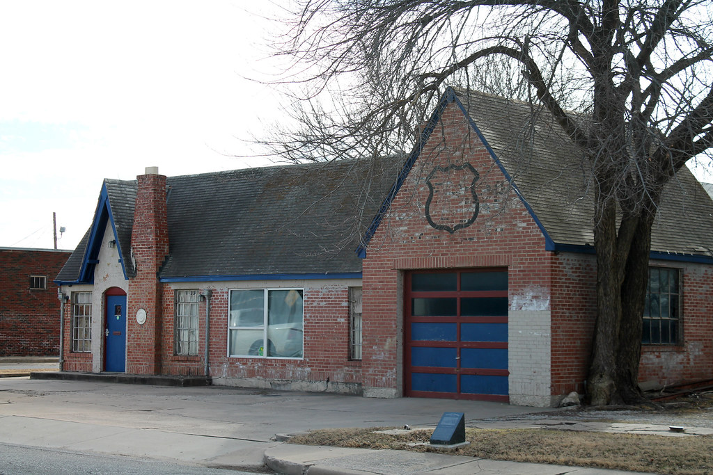 Phillips 66 Cottage Gas Station, Tulsa OK mondaytuesdaywednesday Flickr