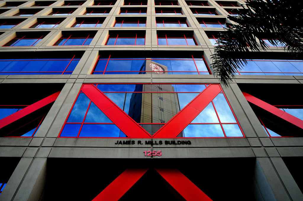 DSC_1670_(vv0.1c) 1255 Imperial Avenue houses the 12th & I… Flickr