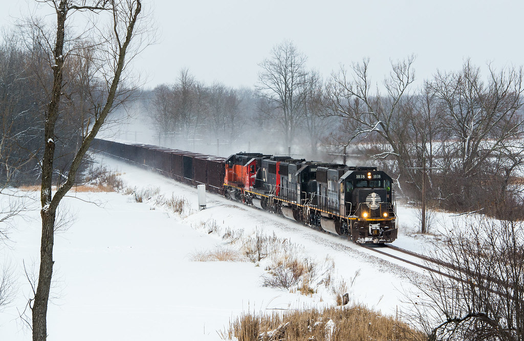 IC 1038 Hartstown, PA Lance Shott Flickr