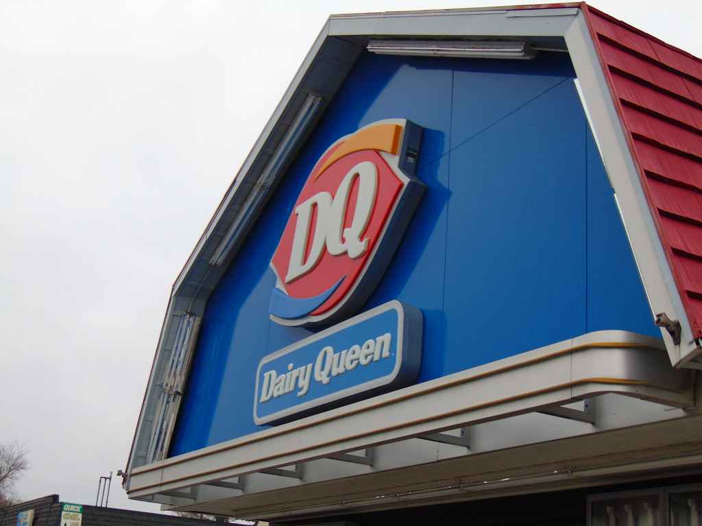 Dairy Queen (Willimantic, Connecticut) JJBers Flickr