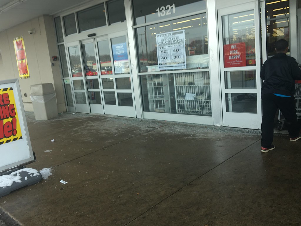 Kmart, Sandy Hollow Rd, Rockford Illinois Rockford was the… Flickr