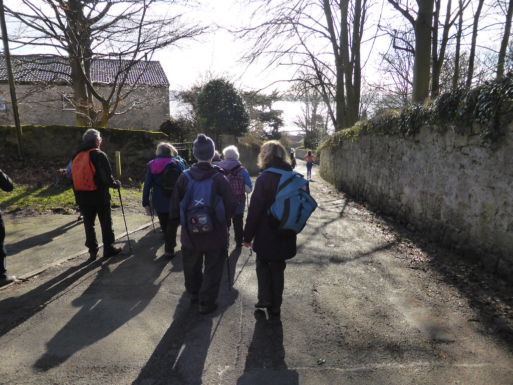 P1120468 Clackmannanshire Ramblers Low Valleyfield Eric davidson
