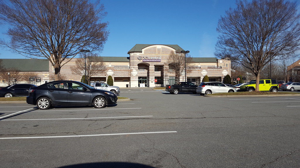 Lowes Foods Shops at Eastfield Village, Huntersville, NC 1… Flickr