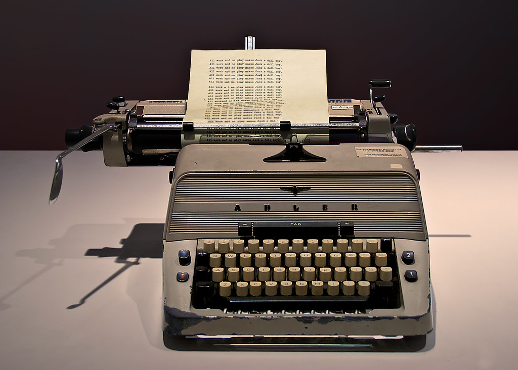 The Shining Typewriter The Jack Torrance typewriter from t… Flickr