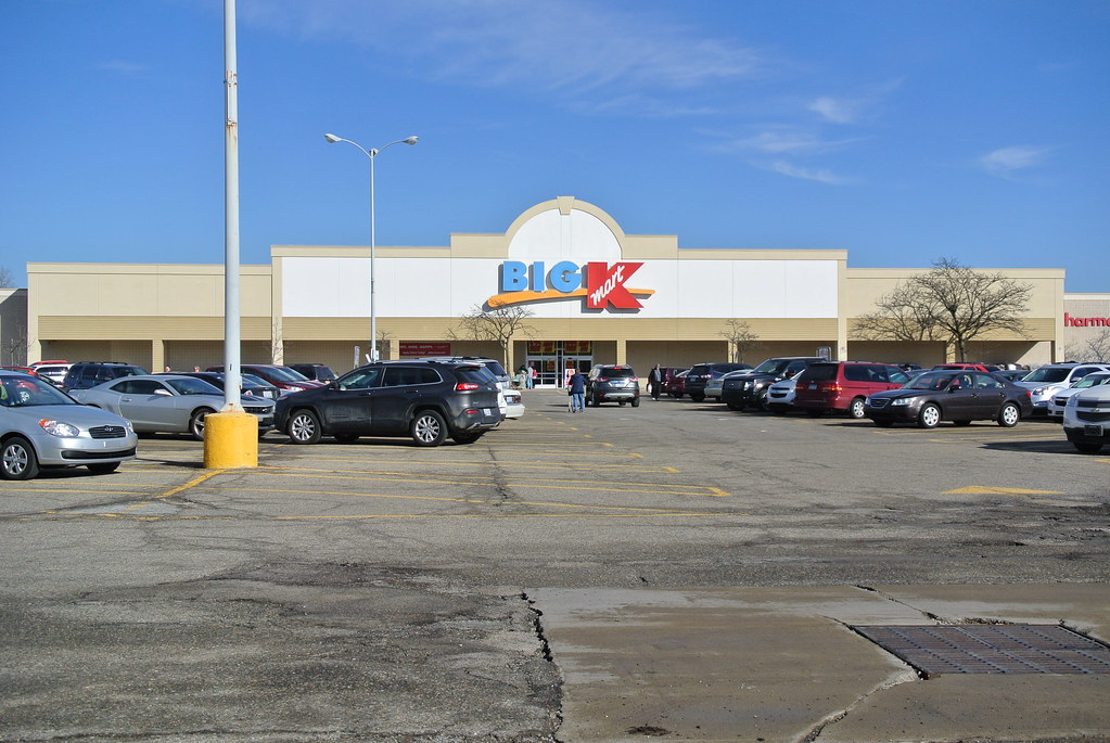 Kmart Livonia MI This store clossed in April 2017. gameking3 Flickr