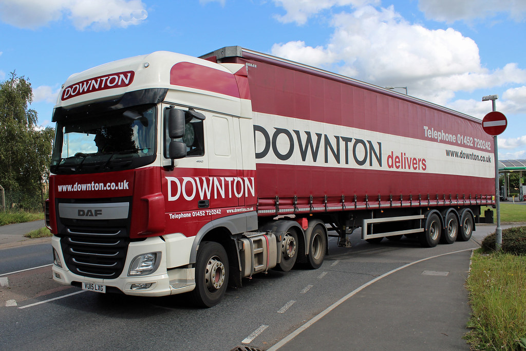 Downton, Moreton Valence VU15 LXG, DAF XF at Hardwicke Flickr