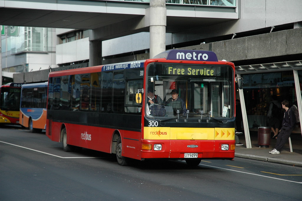 Christchurch Tpt RedBus ( UY9499) 20050606 (300) Ds Dart… Flickr