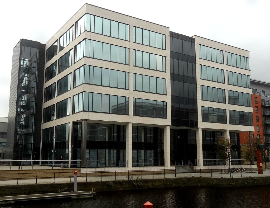 [56535] Leeds Clarence Dock Livingstone House Livingst… Flickr