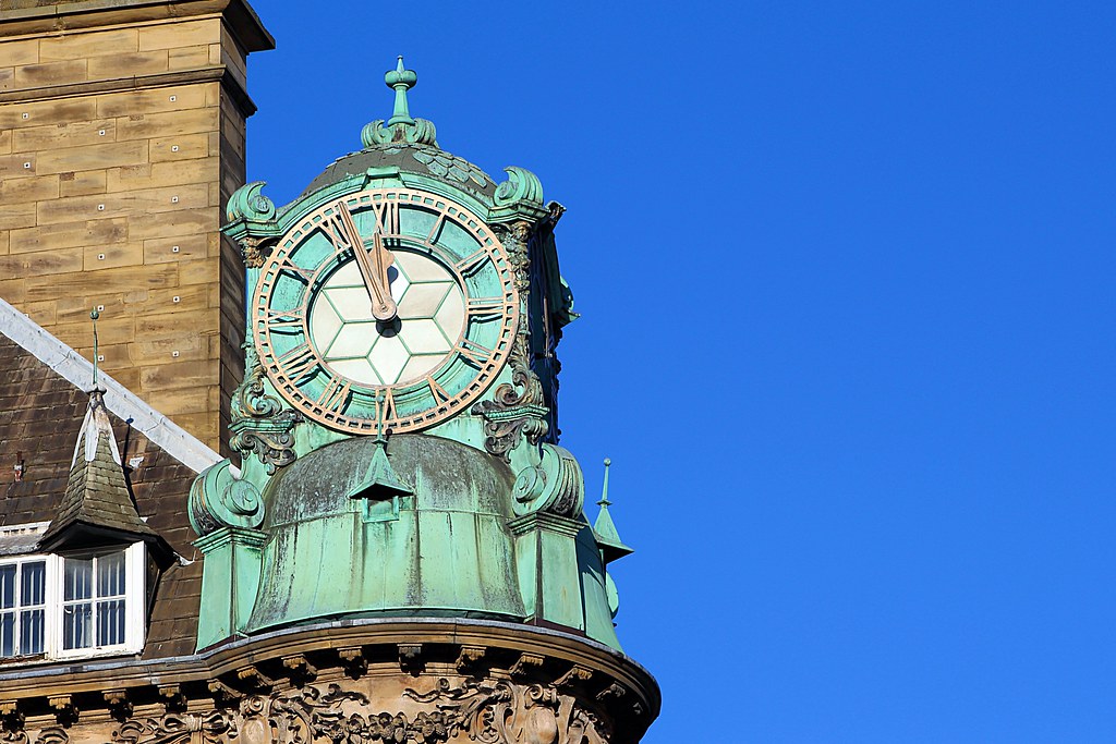 Clock NewcastleuponTyne John Appleton Flickr