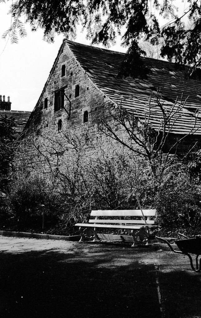 Clay House Barn, Greetland Flickr