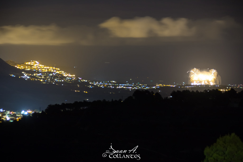 94_Firework Castillo de fuegos de L'Olla de Altea, verano … Flickr