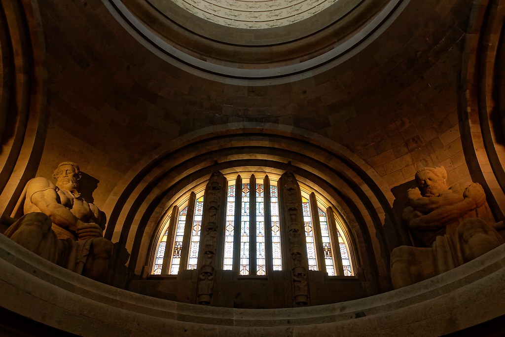 Ruhmeshalle Völkerschlachtdenkmal in Leipzig Marat Assanov Flickr