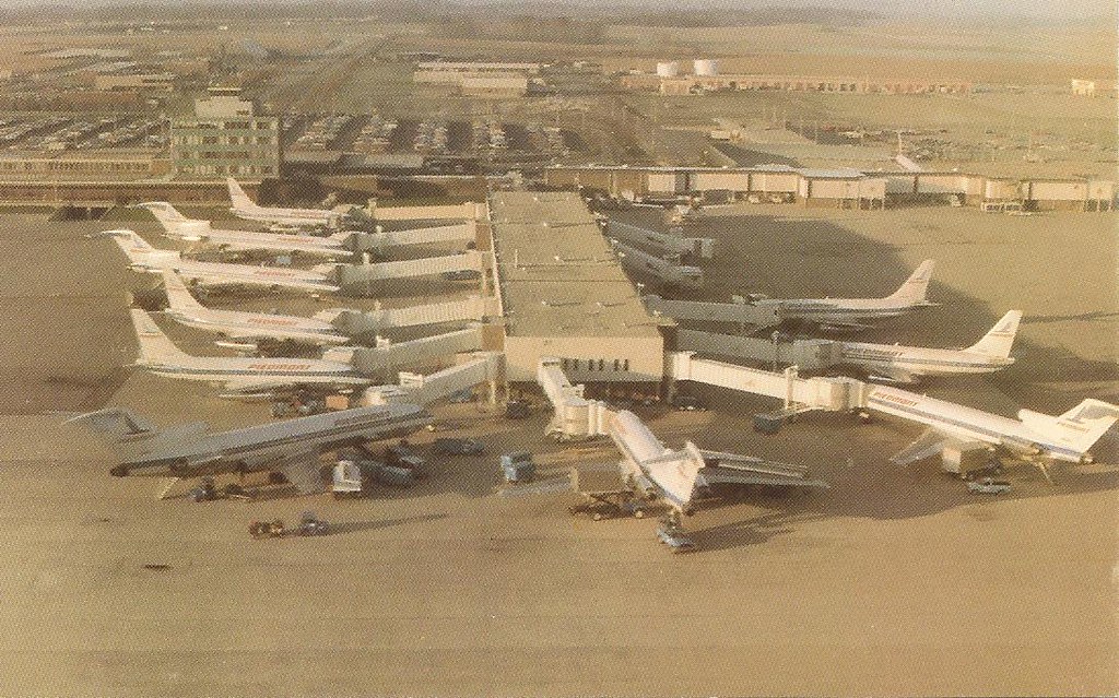 Dayton International Airport (DAY) postcard 1984 Flickr
