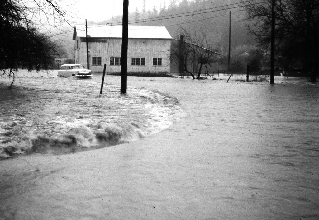 Marcola Oregon Flood of 1961 The old WallingInsulman Ga… Flickr