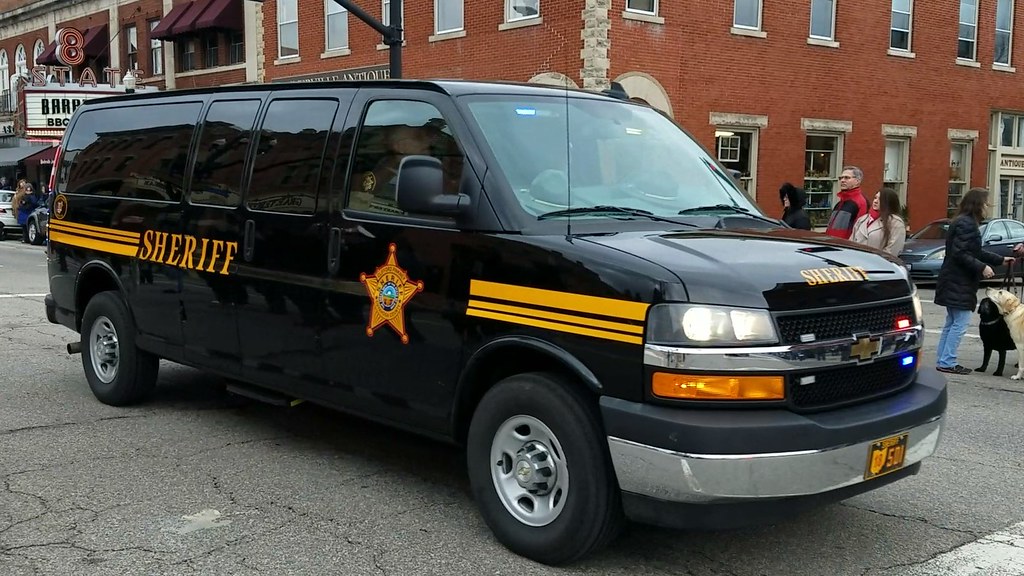 Cuyahoga County Sheriff Cuyahoga County, Ohio Sheriff van.… Flickr